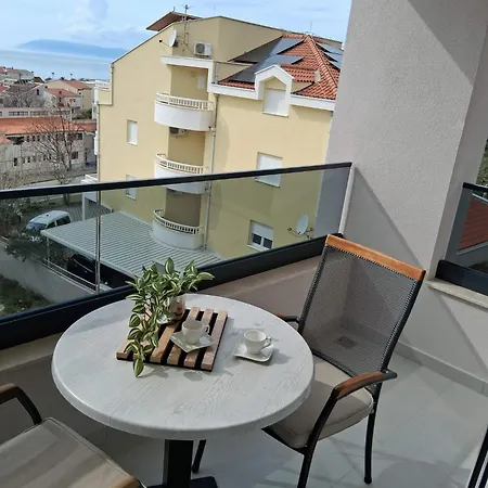 Apartament Luminosa *